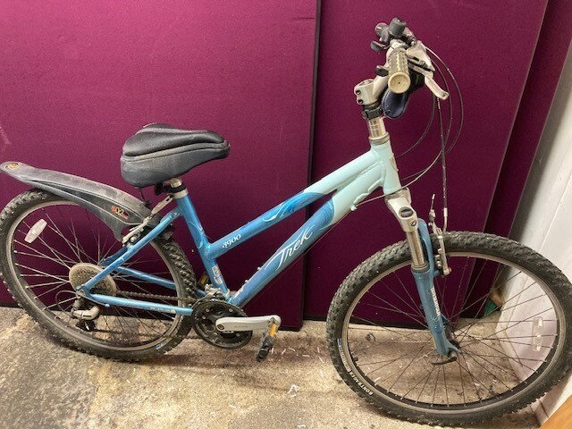 trek 3900 women's mountain bike